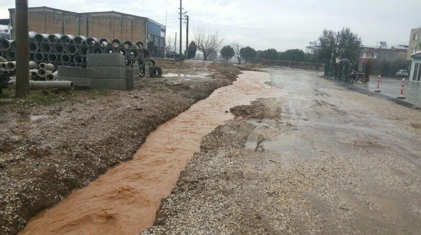 Ahmetli&rsquo;nin Yağmur Suyu &Ccedil;ilesi Sona Eriyor