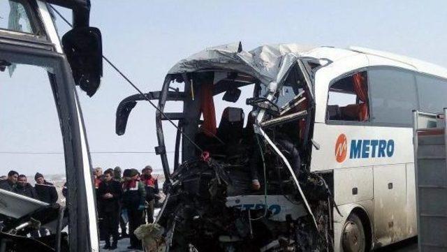 Iğdır'da Yolcu Otobüsleri Çarpıştı: 8 Ölü / Ek Fotoğraflar