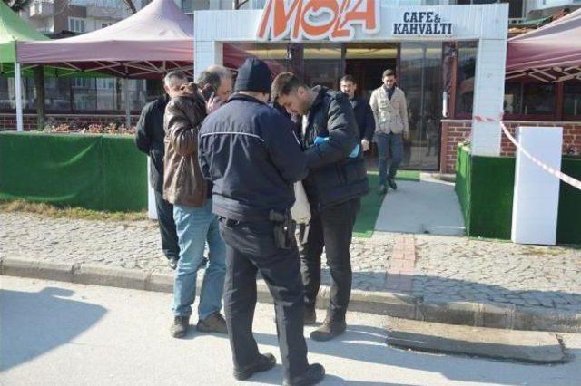 Kafeterya &Ouml;n&uuml;nde Unutulan &Ccedil;anta Korkuttu 1