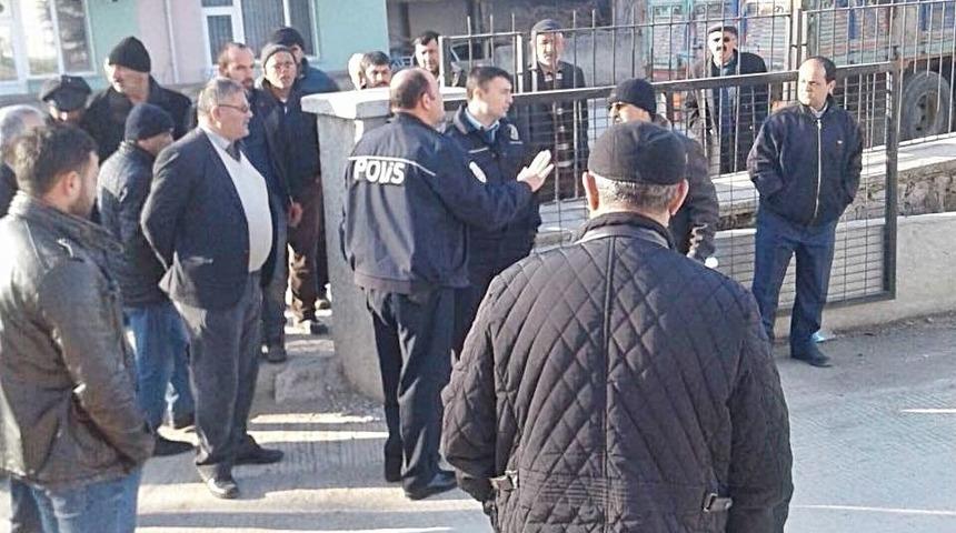 Sungurlu’da Kamyoncular Tmo’si Önünde Eylem Yaptı