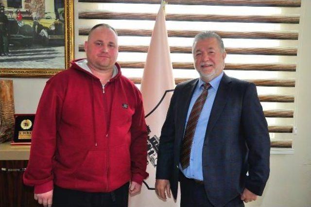 Tepki &Ccedil;eken  suriyeli  Paylaşımına,  şakalaşmaydı  A&ccedil;ıklaması 2