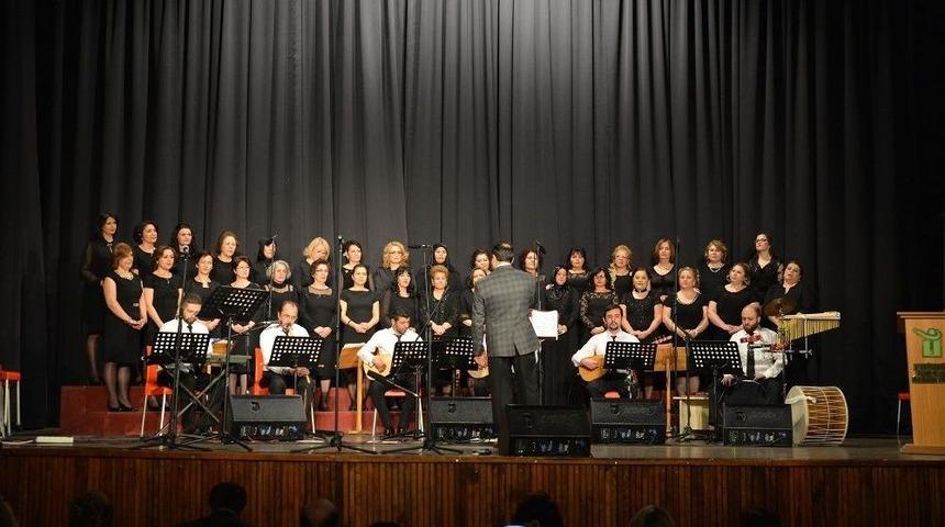 Beldeevleri Kadınlar Korosu Sahne Aldı