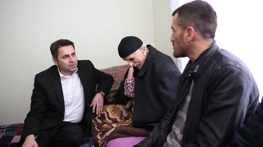 Babasının Eli, Ayağı Ve G&ouml;z&uuml; Oldu