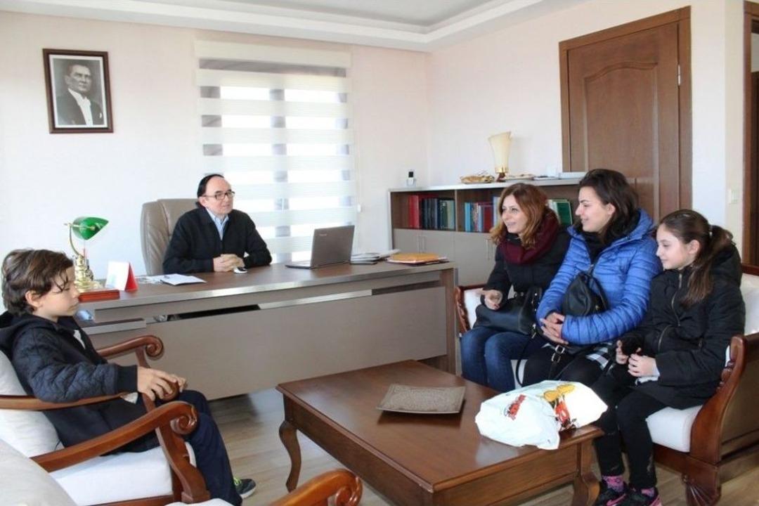 Bilişimin Dev &Ccedil;ocuklarına Adam Gibi Hediye