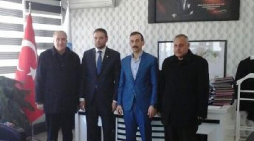 Başkan İlhan&rsquo;dan Kaymakam &Ccedil;i&ccedil;ekli&rsquo;ye Ziyaret