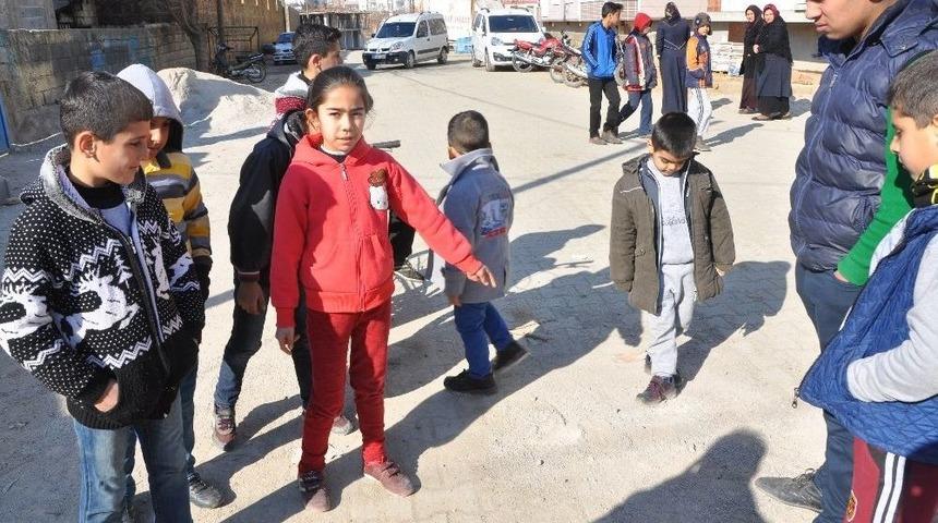 İndiği Servis Minib&uuml;s&uuml;n&uuml;n Altında Kalan &Ouml;ğrenci Hayatını Kaybetti