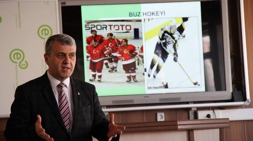 Buz Hokeyi Okullarda Yaygınlaşacak