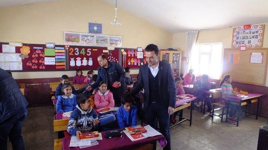 &Ouml;ğrencilere Kırtasiye Desteği