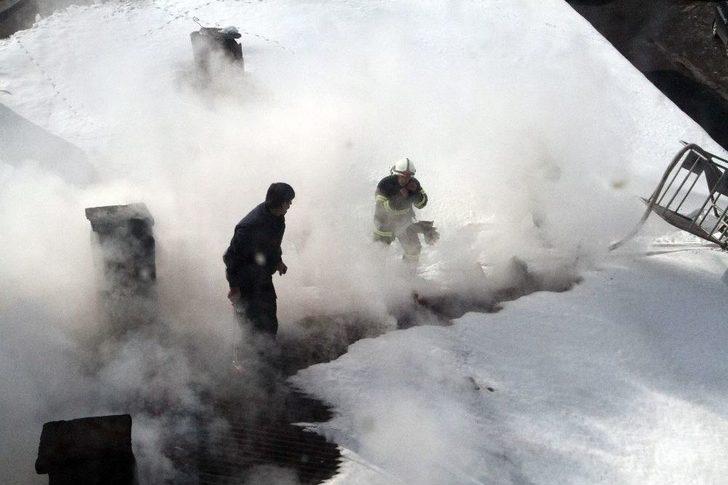 Tarihi Binada Yangın G1