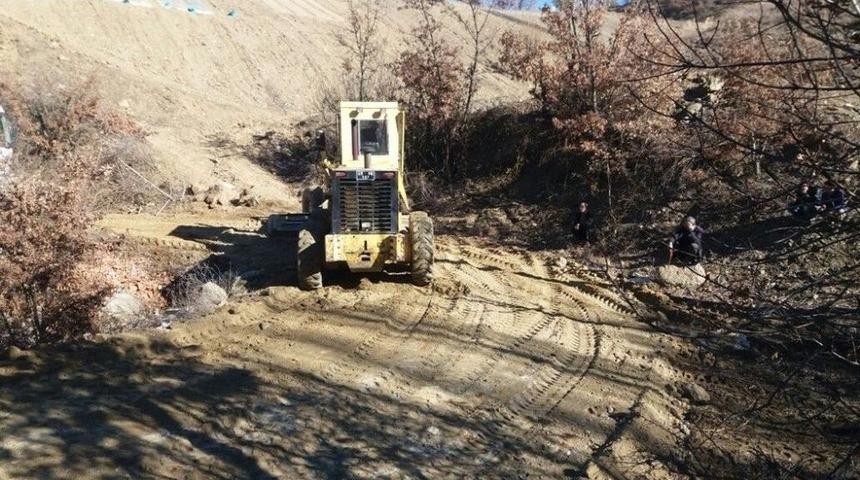 Yol Yapım Çalışmaları Hız Kesmeden Devam Ediyor