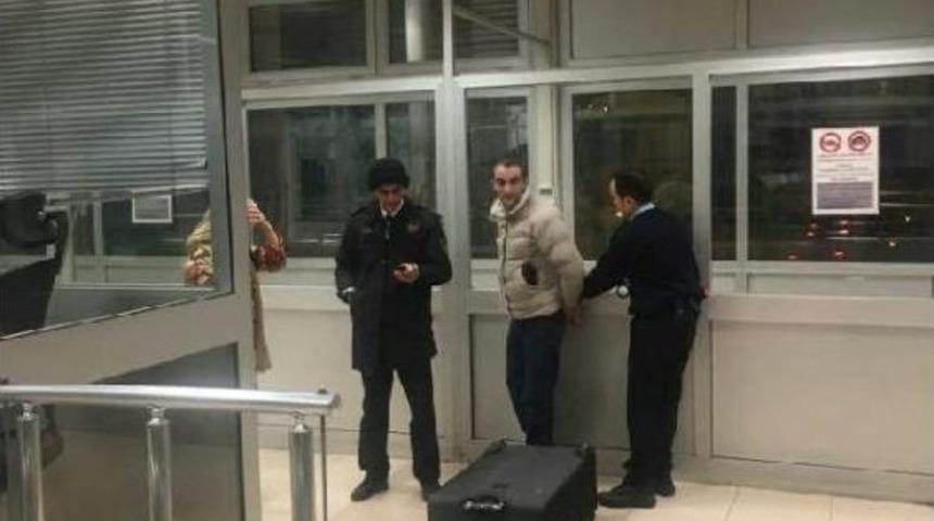 G&uuml;rc&uuml; Kadın Valiz I&ccedil;inde T&uuml;rkiye'ye Giriş Yapmak Isterken Yakalandı