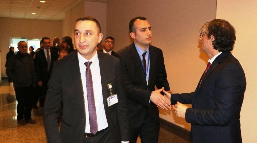 Prof. Dr. Ramazan Özdemir’in Vedası Duygusal Anlara Sahne Oldu