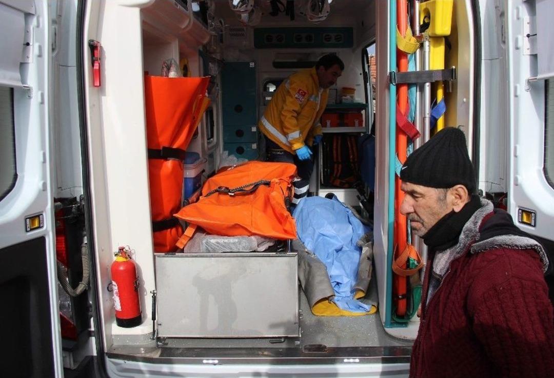 &Ouml;l&uuml;m Yaşlı &Ccedil;ifti Secdede Yakaladı