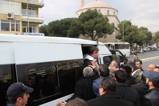 Aydın’da Eğitim-sen Eylemine Polis Müdahalesi; 5 Gözaltı