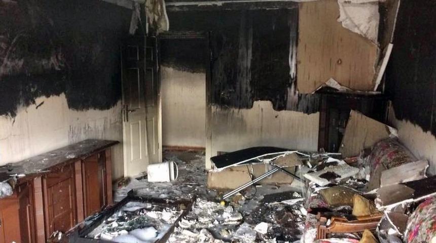 S&ouml;ke&rsquo;de İki Yangında B&uuml;y&uuml;k Maddi Hasar Oluştu