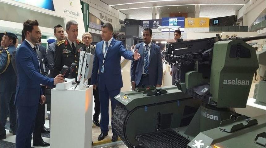 Orgeneral Akar Uluslararası Savunma Fuarı&rsquo;na Katıldı