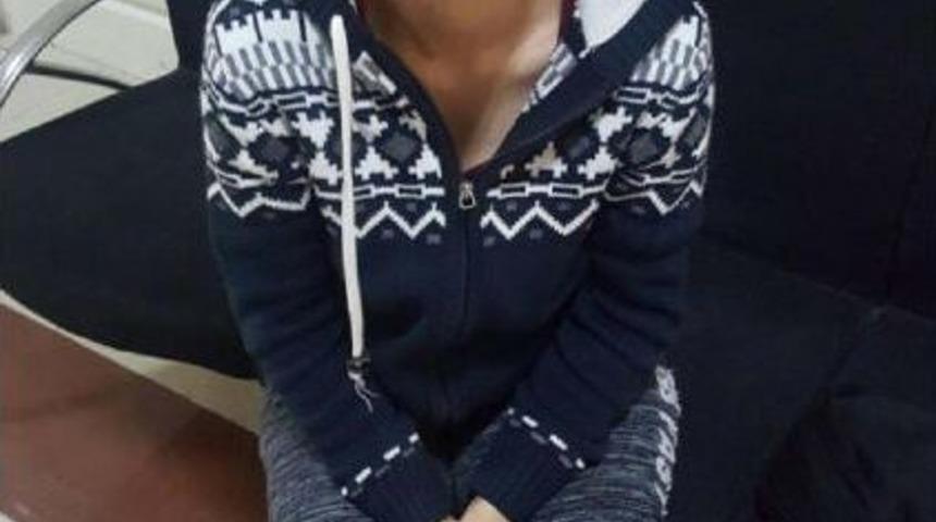 Hırsızlık Ş&uuml;phelisi Iki Kadın Yakalandı