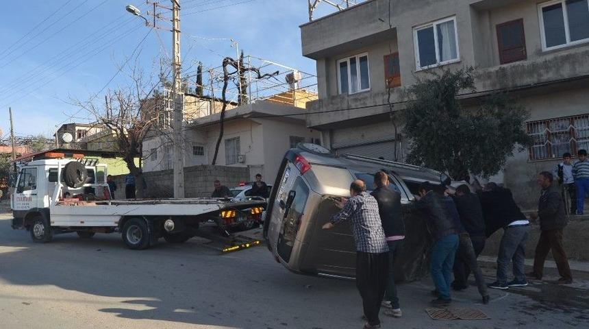 Hafif Ticari Ara&ccedil; Takla Attı: 1 Yaralı