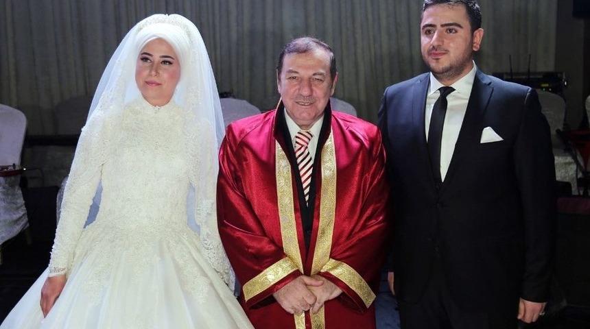 Başkan Kadıoğlu, Dal Ve &Ccedil;olak Ailelerinin Mutlu G&uuml;n&uuml;ne Ortak Oldu