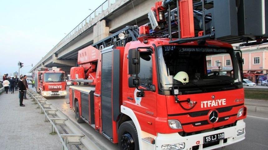 Samsun&rsquo;da Viyad&uuml;kte İntihar Girişimi