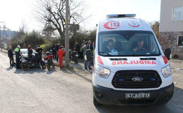 Motosiklet Kaldırıma Çarpıp Takla Attı: 1 Yaralı