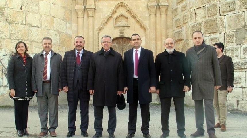 Gebze Belediye Başkanı K&ouml;şker&rsquo;den Silvan&rsquo;a Ziyaret