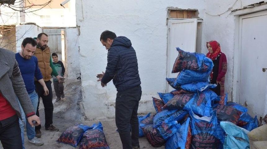 K&ouml;m&uuml;rleri &Ccedil;alınan Engelliye İş Adamından Destek