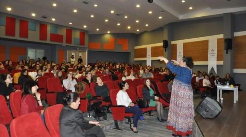 D&uuml;nyaca &Uuml;nl&uuml; Eğitimci Laura Woodword&rsquo;Dan &ldquo;Farklılaştırılmış Eğitim&rdquo; Semineri