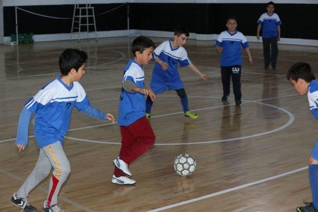 Başkan Büyükkılıç Tınaztepe Sosyal Ve Spor Tesislerinde