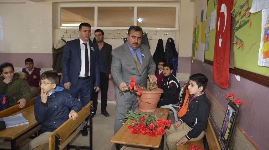 Bombalı Saldırıda &Ouml;len &Ouml;ğrencinin Sınıfında Yas Hakim