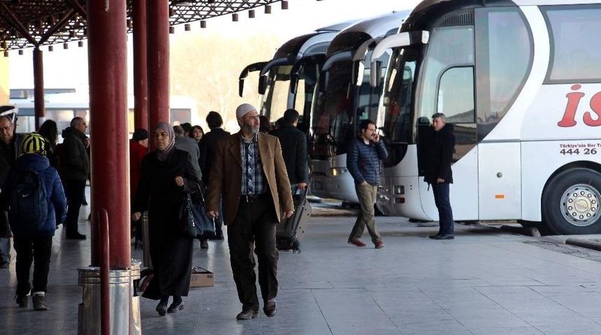 (özel Haber) Referandum Rüzgarı Otobüs Terminallerini De Etkisi Altına Alacak