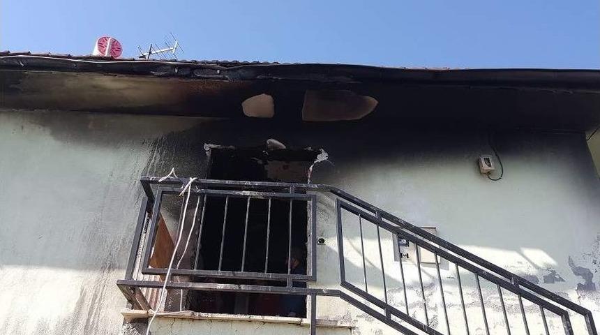 Bilecik&rsquo;te Ev Yangını