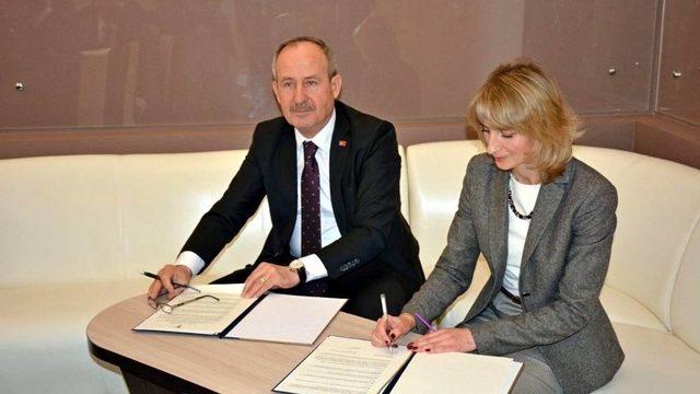 Ukrayna İle ’kardeş Oda’ Protokolü