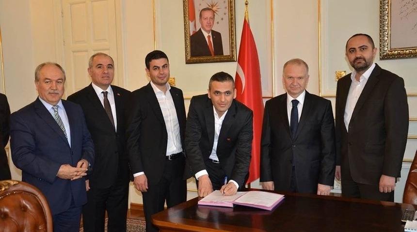 Tekirdağ&rsquo;da Okul Yapımına İlişkin Protokol