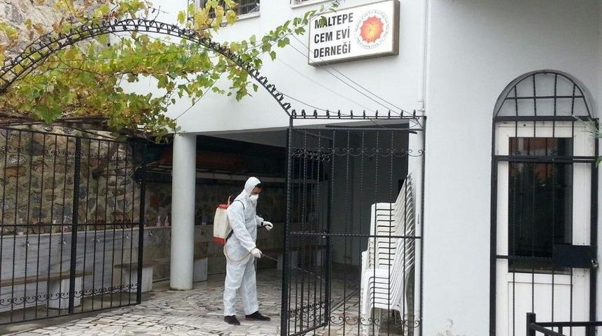 Maltepe&rsquo;deki İbadethaneler Dezenfekte Edildi