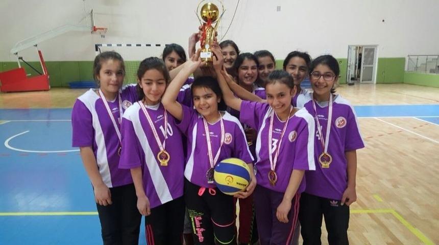 Vartolu &Ouml;ğrencilerden İl Birinciliği