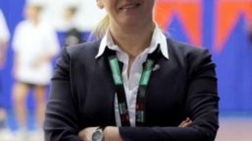 Mersin B&uuml;y&uuml;kşehir Belediyespor, Ligde &Uuml;st Sıralara &Ccedil;ıkmak İstiyor