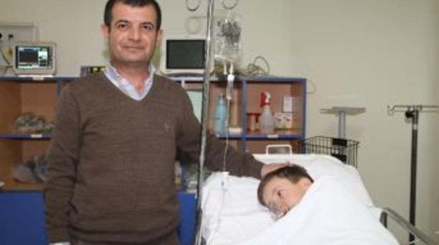 Er&uuml; Hastaneleri&rsquo;nde İki &Ccedil;ocuk Hastanın Nefes Borusunda Darlık Ameliyatsız Y&ouml;ntemle Giderildi