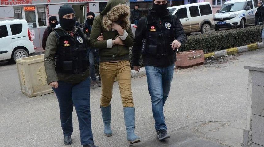 İran Uyruklu Uyuşturucu Satıcıları Yakalandı