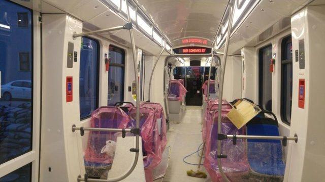 Tramvay Aracı Testlerden Başarıyla Ge&ccedil;iyor 1