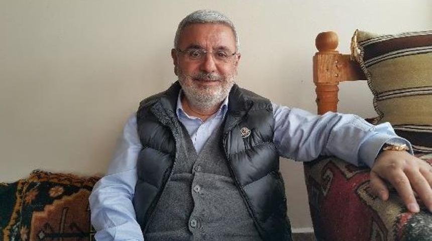 Metiner: Referandumda Y&uuml;zde 60 'evet' &Ccedil;ıkar