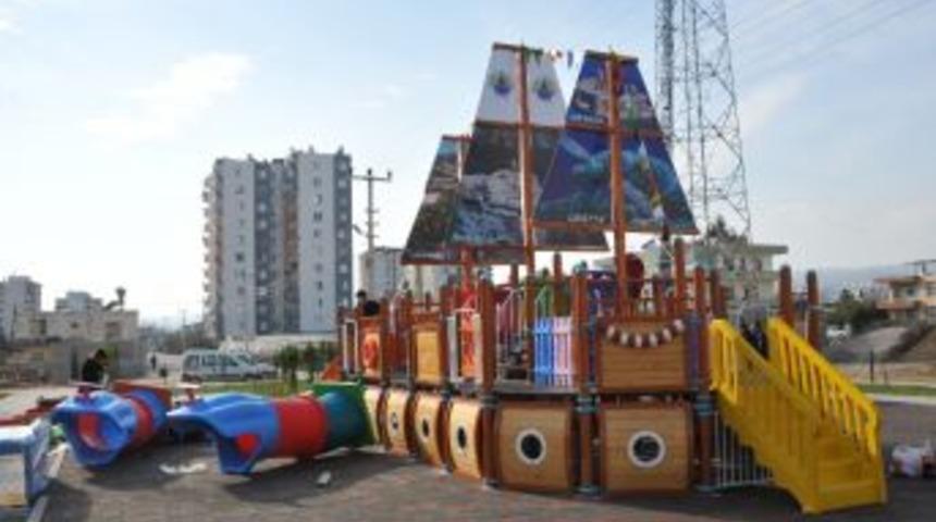 Erdemli&rsquo;de &Ccedil;ocuklar İ&ccedil;in İkinci Gemi Park Yapıldı