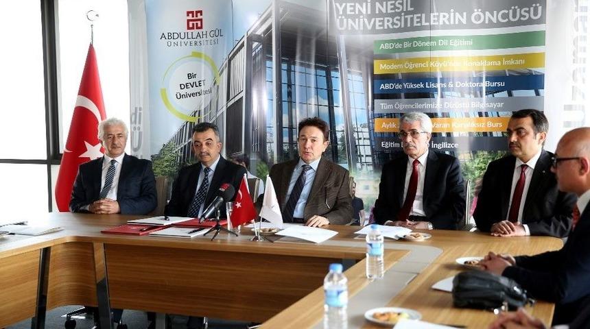Agü İle Liseler Arasında İşbirliği Anlaşması
