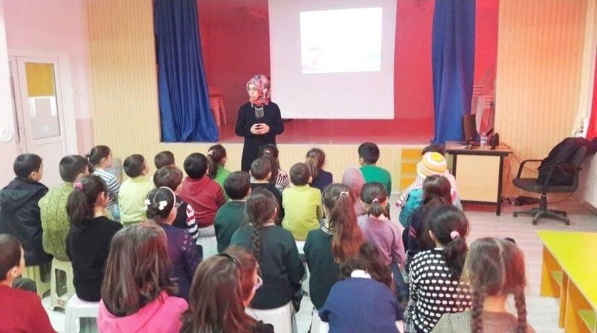 Cumhuriyet İlkokulunda ‘tuvalet Kullanımı Ve Hijyen’ Eğitimi