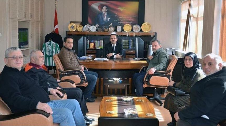 Şehit Yakınlarından Kaymakam Ve Belediye Başkanına Ziyaret