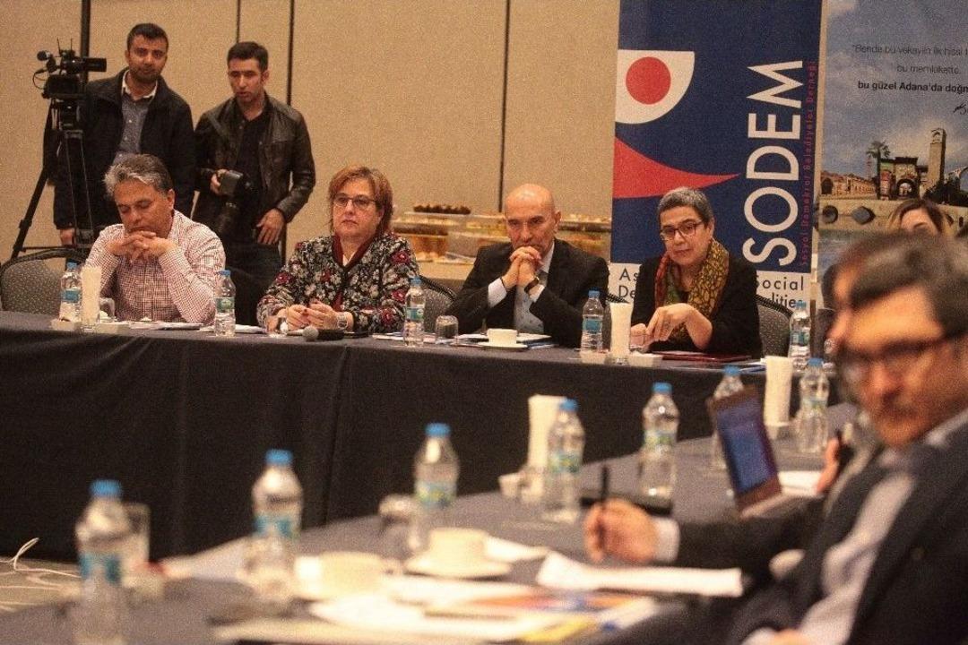 Sosyal Demokrat Belediyeler Adana&rsquo;da Buluştu