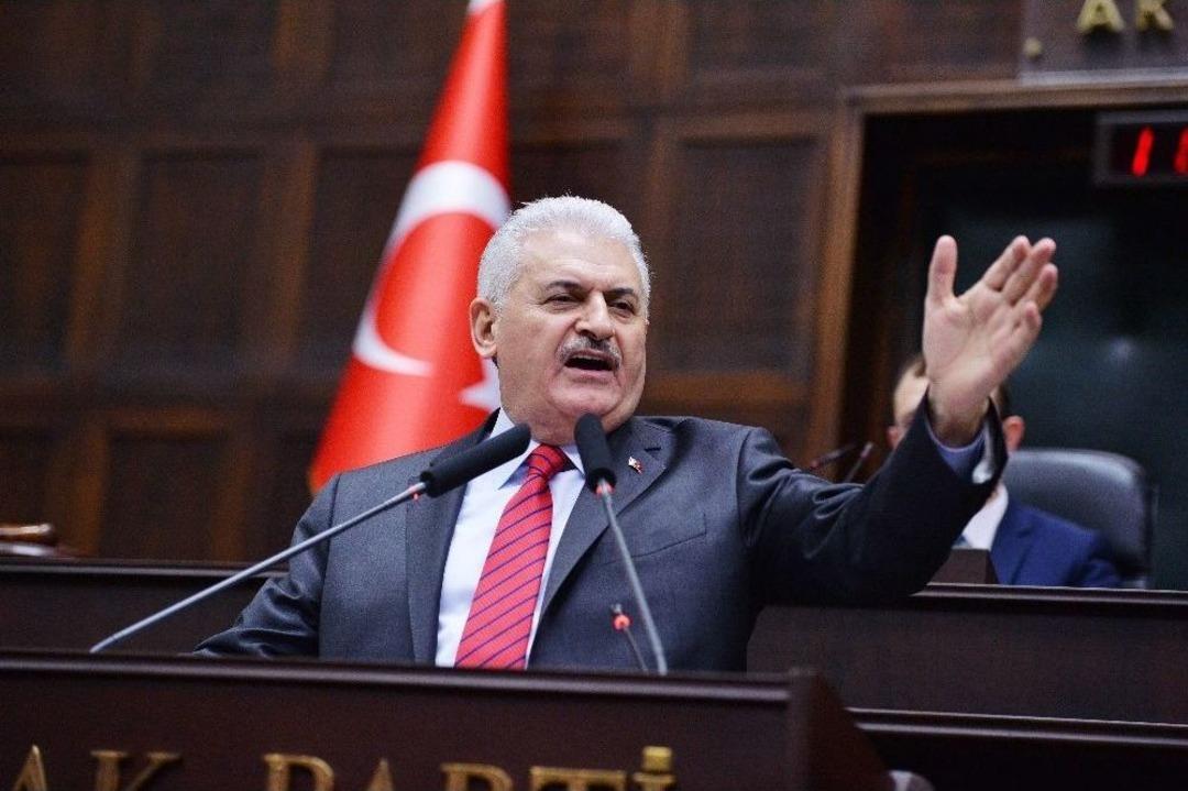 Başbakan Yıldırım: &ldquo;evet&rsquo; Deyince &Uuml;lke B&ouml;l&uuml;necek Olsa, &Ouml;nce Kandil Koşa Koşa Evet Der&rdquo;