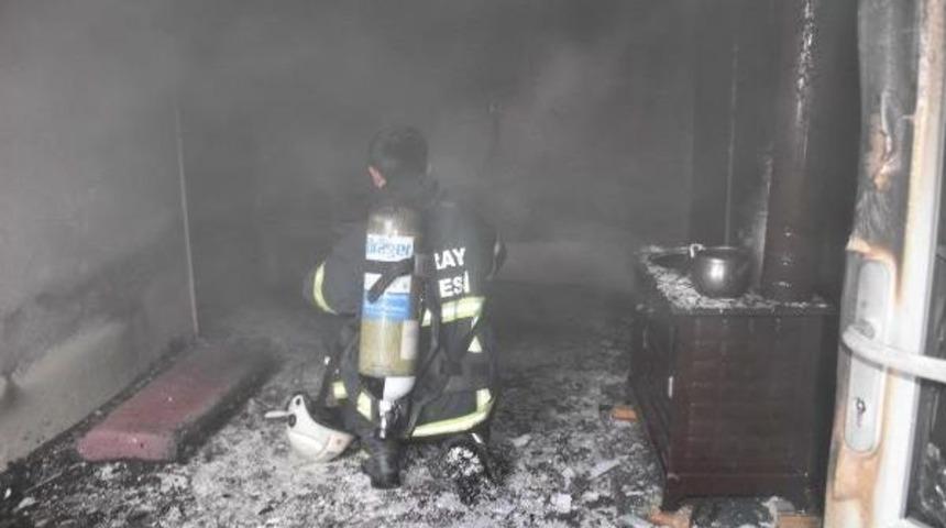 Yangında 3 Yaşındaki Şahin Ağır Yaralandı
