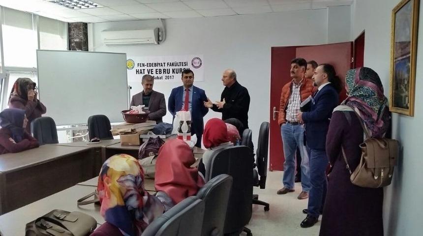 Harran &Uuml;niversitesinde Ebru Ve Hat Sanatı Kursu A&ccedil;ıldı