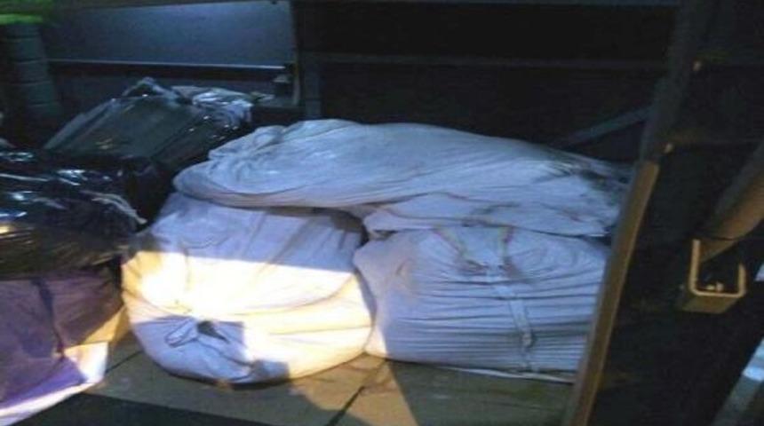 Yolcu Otob&uuml;s&uuml;nden 720 Kilo Ka&ccedil;ak Et Bulundu